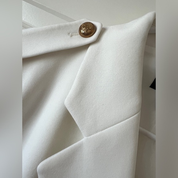 Gold and cream Blazer Structured Silhouette Business Wear - Picture 7 of 12